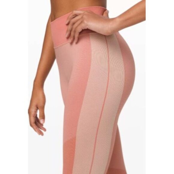 Lululemon Ebb to Train Tight Abstract Pink-sz approx. 6 - Picture 4 of 11